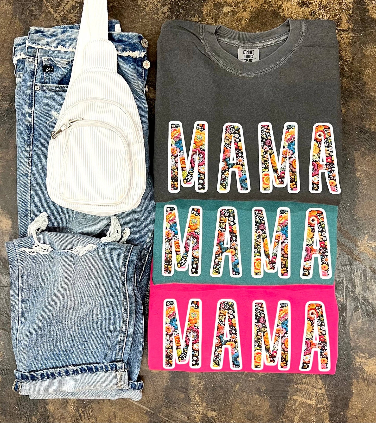 Bold Floral Mama tee- pepper comfort colors