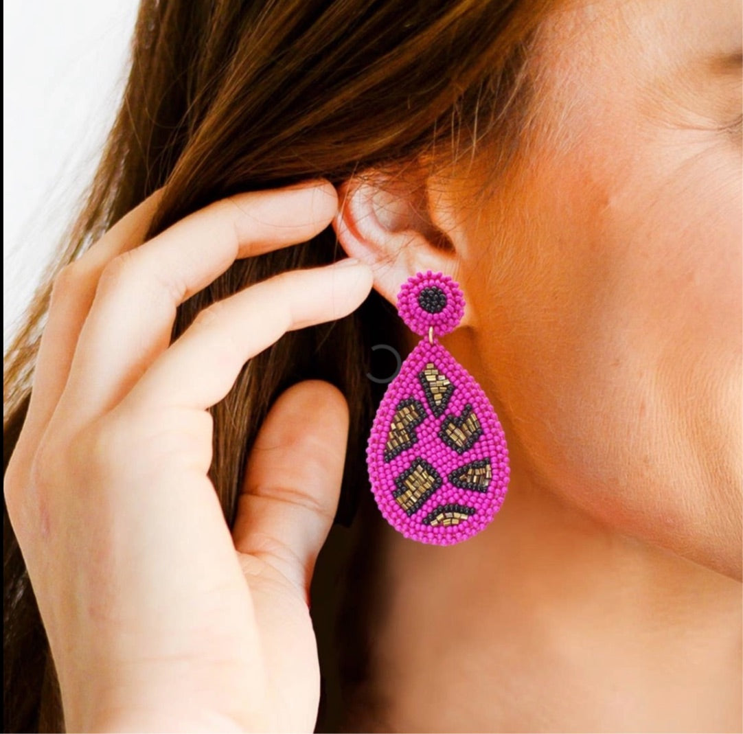 MAGENTA AND LEOPARD BEADED EARRINGS